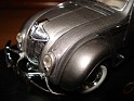 1:32 Signature Chrysler Airflow 1936 Plata. Subida por DaVinci
